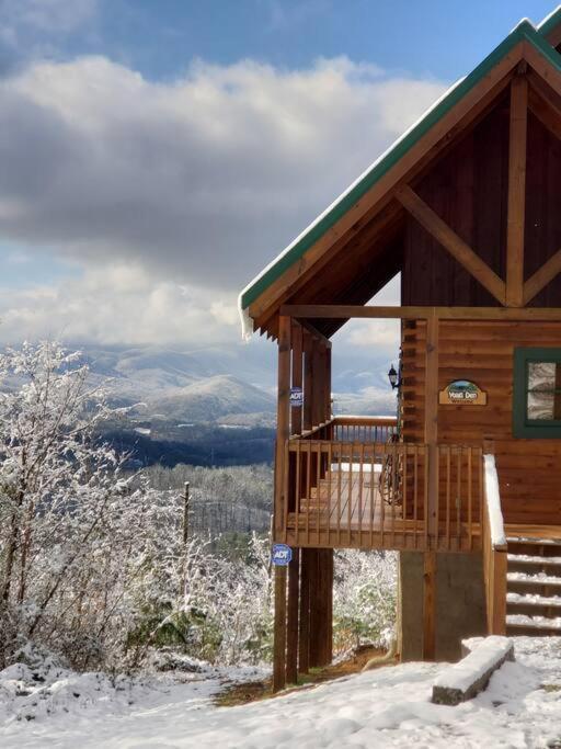 Yogi'S Den: Breathtaking Views! 3 Min To Dollywood, On 1 Acre! Villa Sevierville Bagian luar foto